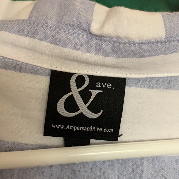 Button down - Picture 4 of 4